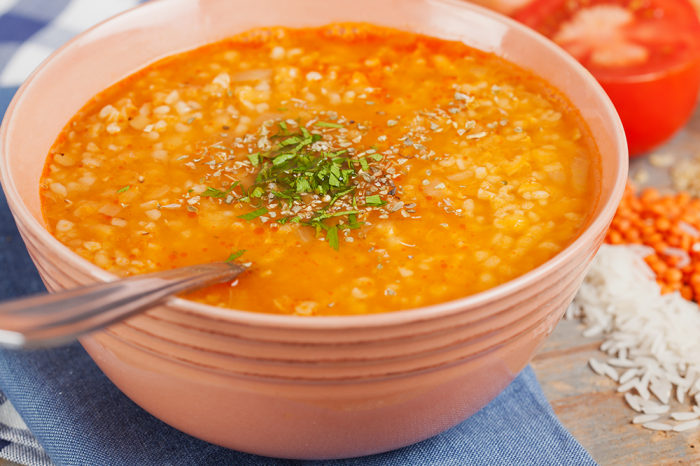 Soupe de semoule aux câpres et au citron